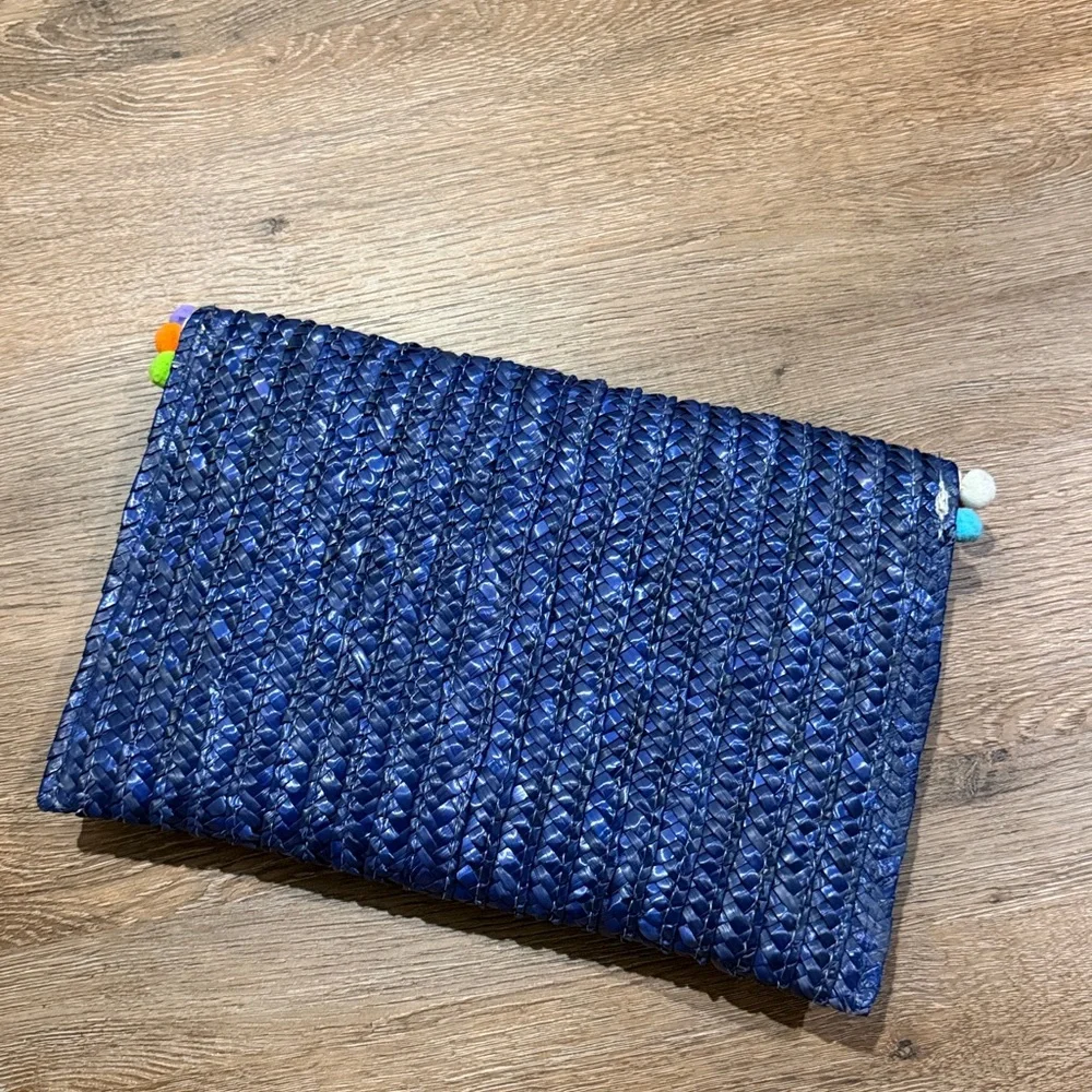 Straw Pom-Pom Navy Clutch - Picture 3 of 4